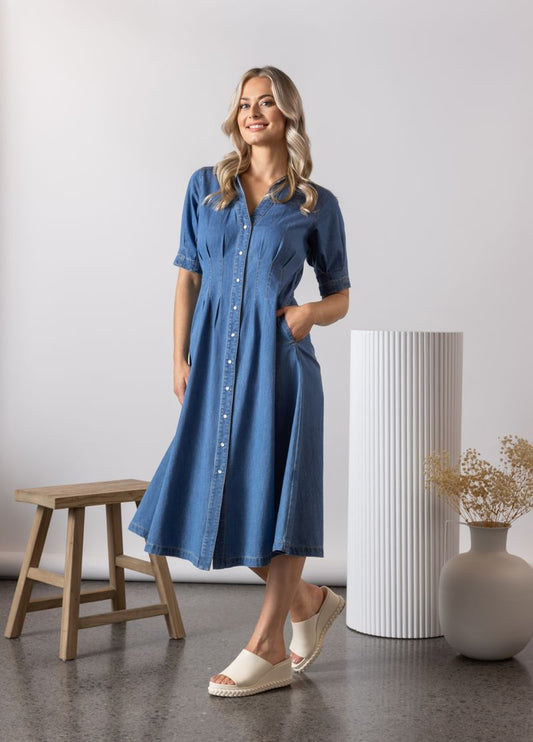 Vassalli Shaped Waist Button-Up Dress with Pockets