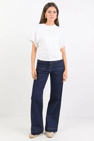white tee with gathered sides 