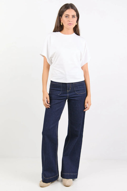white tee with gathered sides 