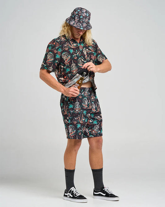The Mad Hueys She'll Be Right Short Sleeve Woven Shirt