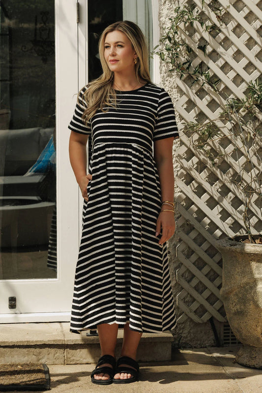 black and white stripe short sleeve dress