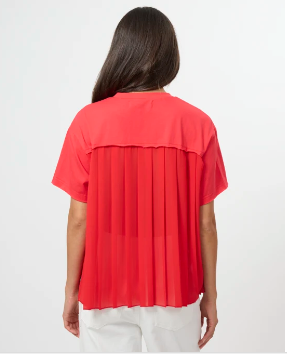 rouge top with back detail 