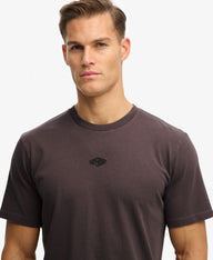 shale dark grey tee with superdry logo center chest 