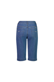 Vassalli Blue denim capri pants on a white background